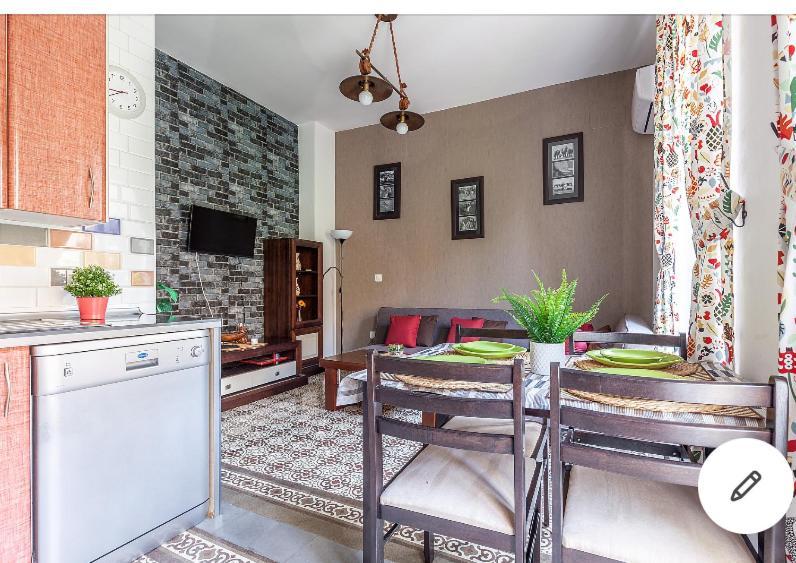 Violeta Apartment With Cozy Balcony Sevilla Zewnętrze zdjęcie